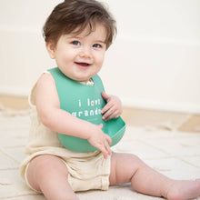 Load image into Gallery viewer, Love Grandma Wonder Bib