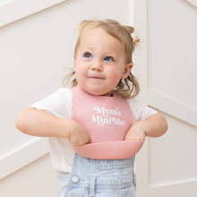 Load image into Gallery viewer, Moms Mini Me Wonder Bib