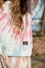 Load image into Gallery viewer, Prism Pullover - Pink Carnation