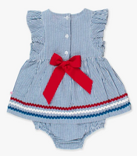 Load image into Gallery viewer, Seersucker Woven Butterfly Sleeve Bow Romper