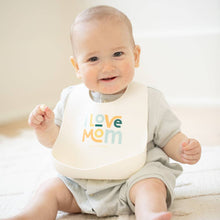 Load image into Gallery viewer, I Love Mom Wonder Bib
