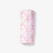 Load image into Gallery viewer, Swaddle - Scallop | Lilac