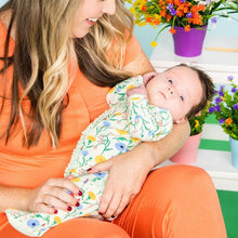 Load image into Gallery viewer, Le Jardin Organic Cotton Ruffle Magnetic Parent Favorite Footie