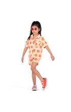 Load image into Gallery viewer, Girls Resort Shirt - Daisies