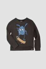 Load image into Gallery viewer, Highland Sweatshirt Skate Monster - Pewter