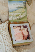 Load image into Gallery viewer, Blossom Boxed Hoppy Feet Slippers