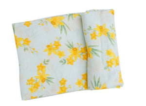 Daffodils Swaddle Blanket Mint
