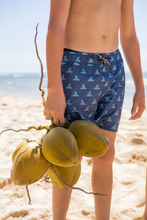 Load image into Gallery viewer, Fin Trunk - Navy