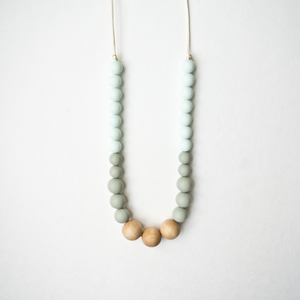 Naturalist Wood + Silicone Necklace - Mint Sage